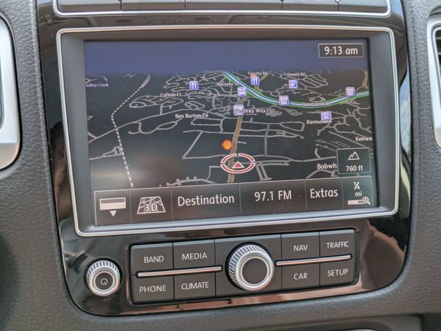 Used 2015 Volkswagen Touareg TDI AWD/4WD image 25