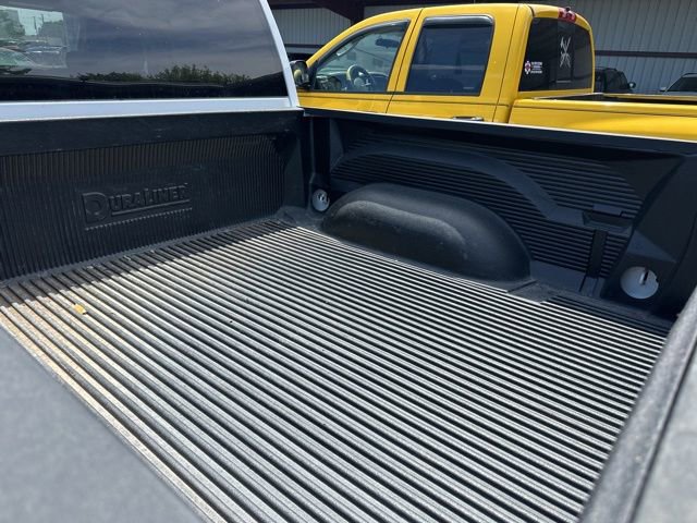 Used 2022 RAM 1500 Classic SLT AWD/4WD image 17