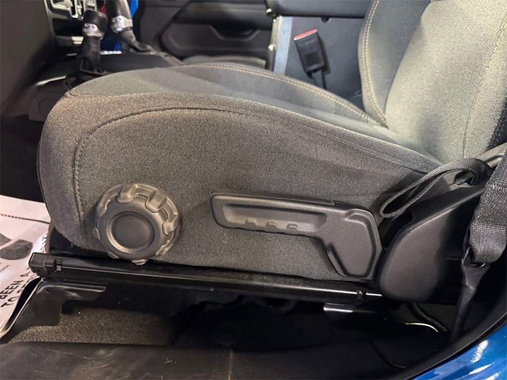 Used 2024 Jeep Wrangler Unlimited Sahara image 13