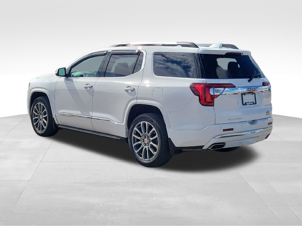 Used 2023 GMC Acadia Denali w/ Denali Ultimate Package AWD/4WD image 4