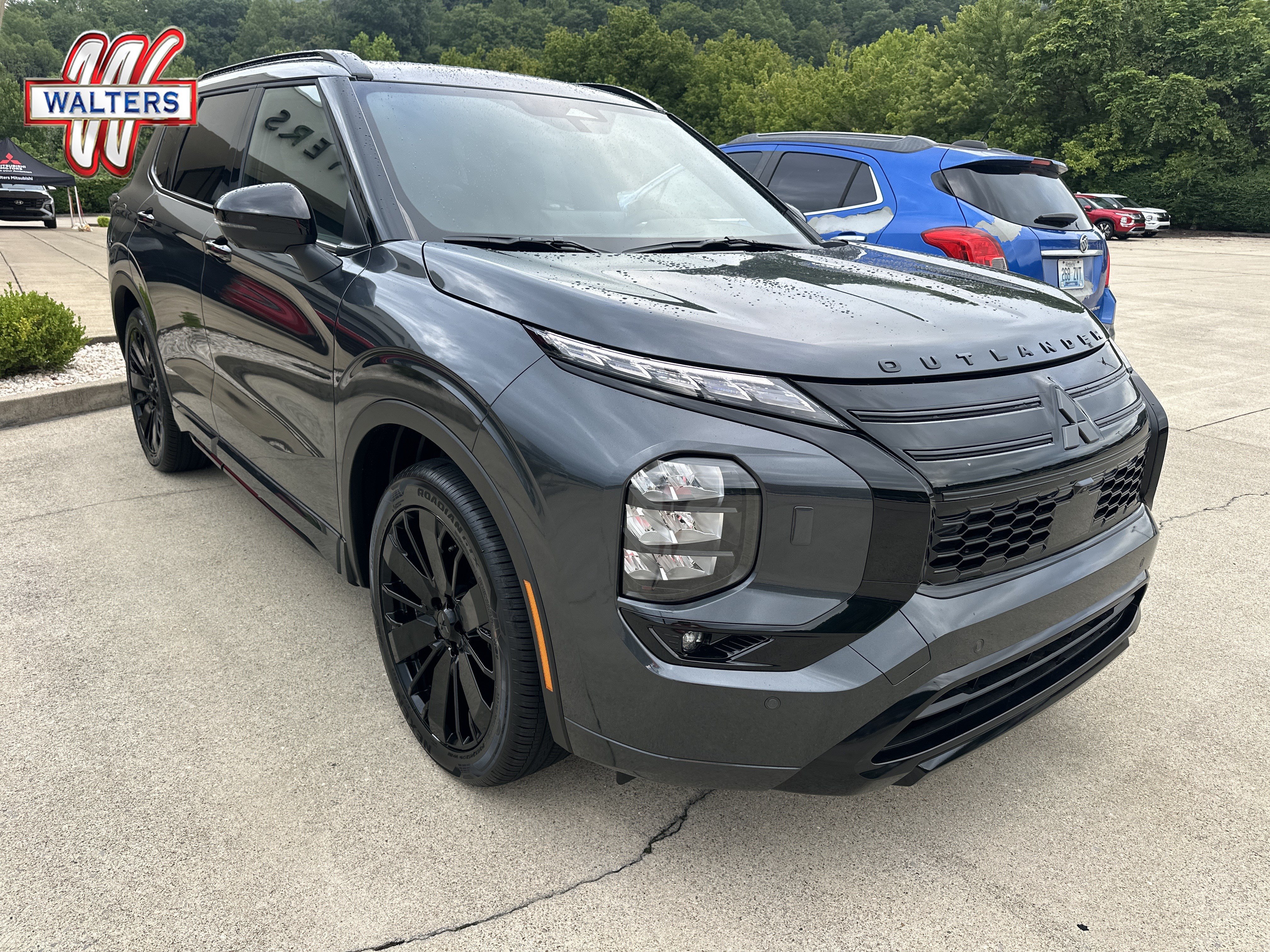 New 2026 Mitsubishi Outlander SEL Black Edition AWD/4WD image 1