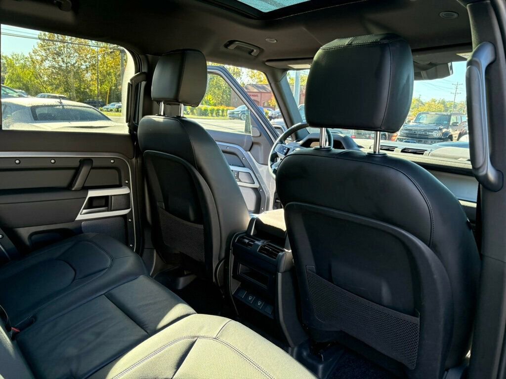 Used 2024 Land Rover Defender 110 S image 23