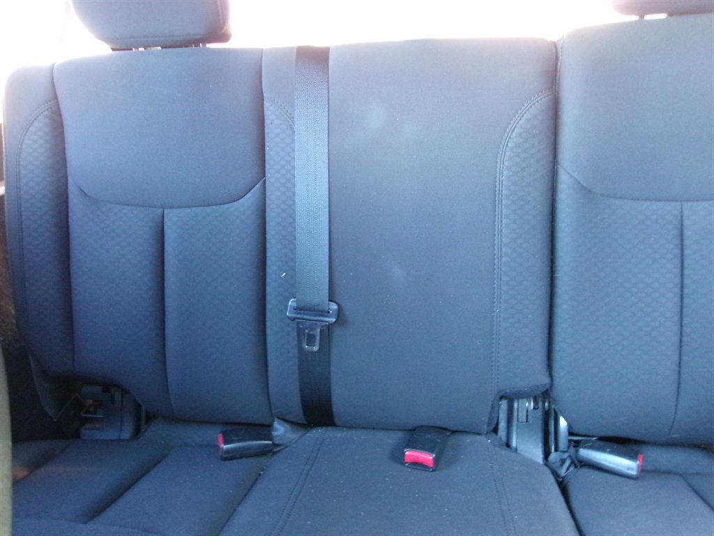 Used 2016 Jeep Wrangler Unlimited Sport w/ Connectivity Group image 13