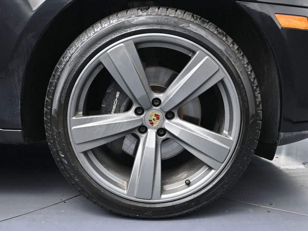Used 2023 Porsche Macan Turbo image 14