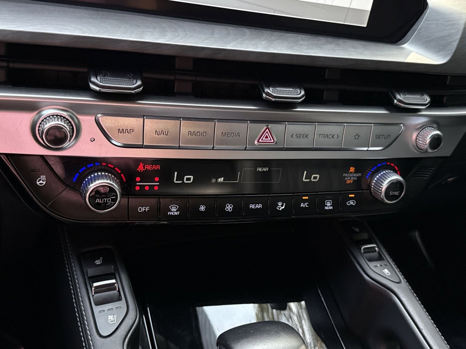 Used 2023 Kia Telluride EX X-Line AWD/4WD image 21