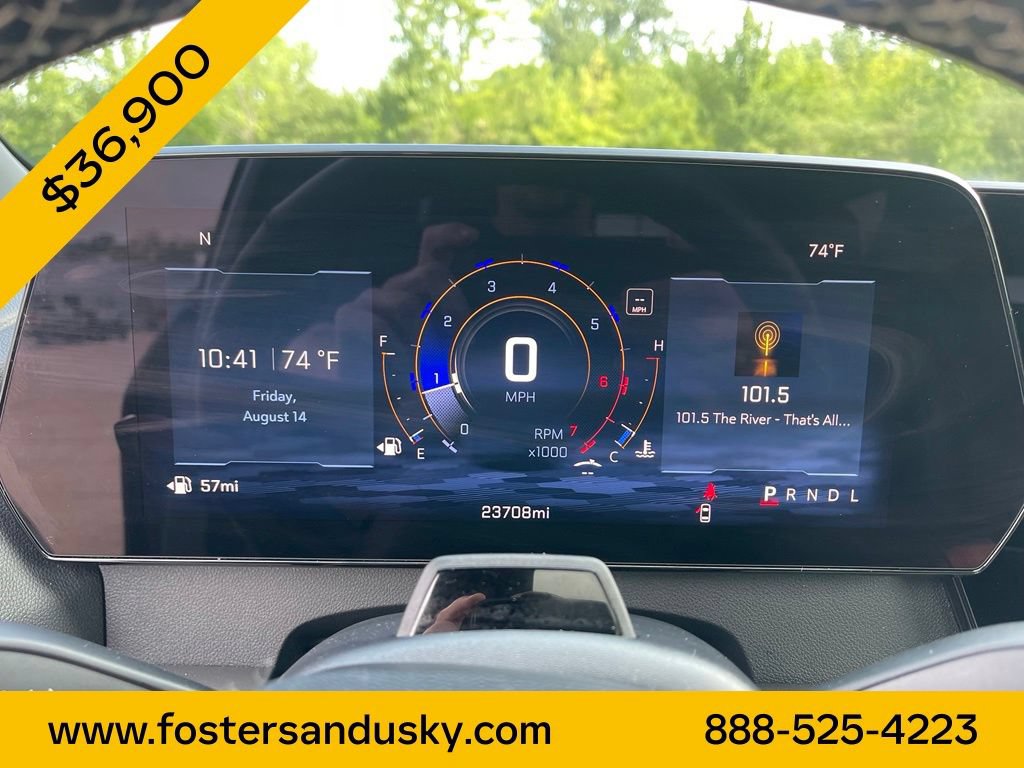 Used 2024 Chevrolet Traverse LT w/ Enhanced Driving Package FWD image 9