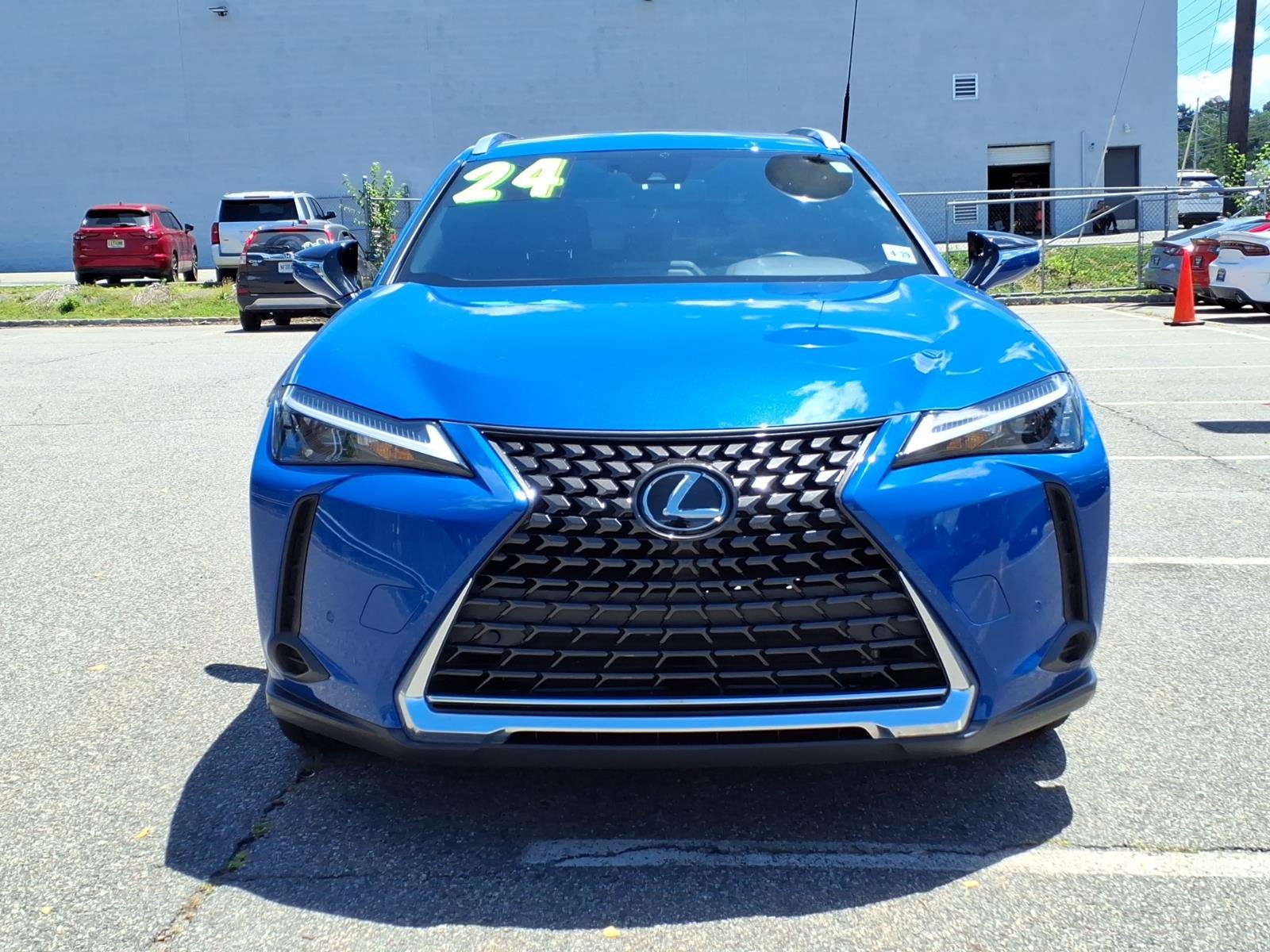 Used 2024 Lexus UX 250h AWD w/ Premium Package image 2