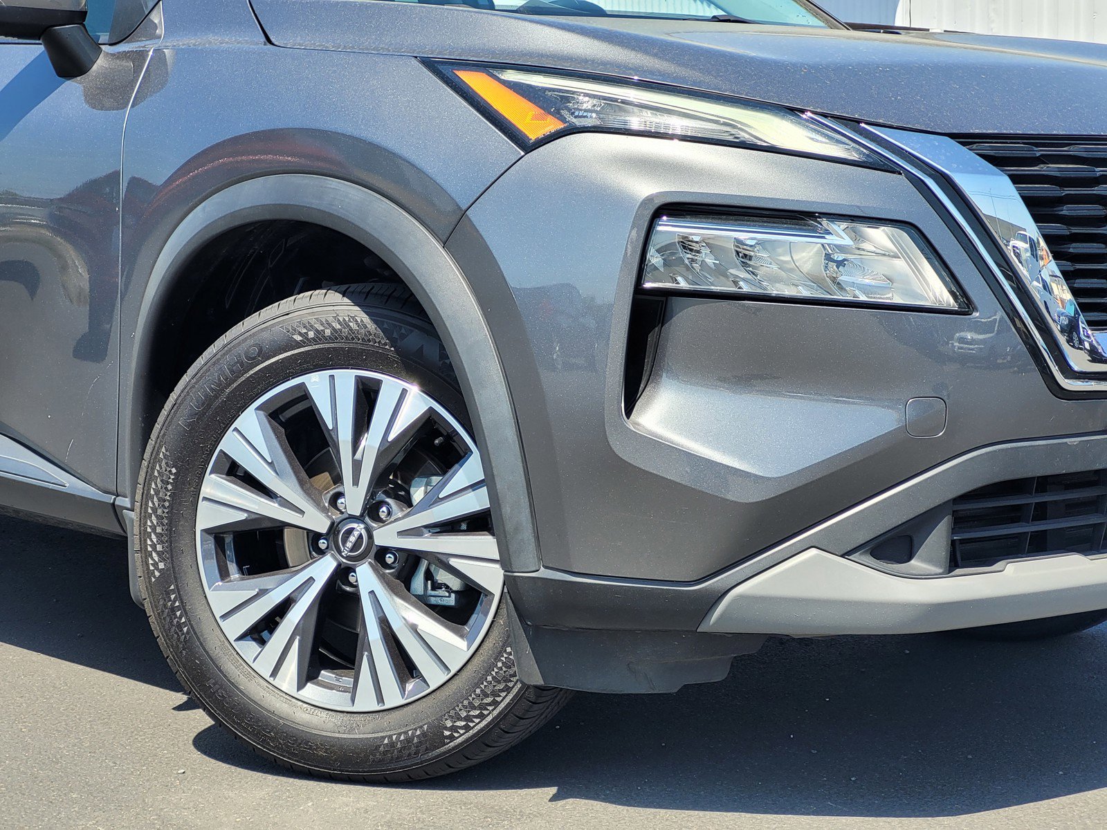 Certified 2023 Nissan Rogue SV w/ SV Premium Package image 3