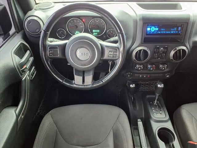 Used 2016 Jeep Wrangler Unlimited Sport w/ Power Convenience Group image 4