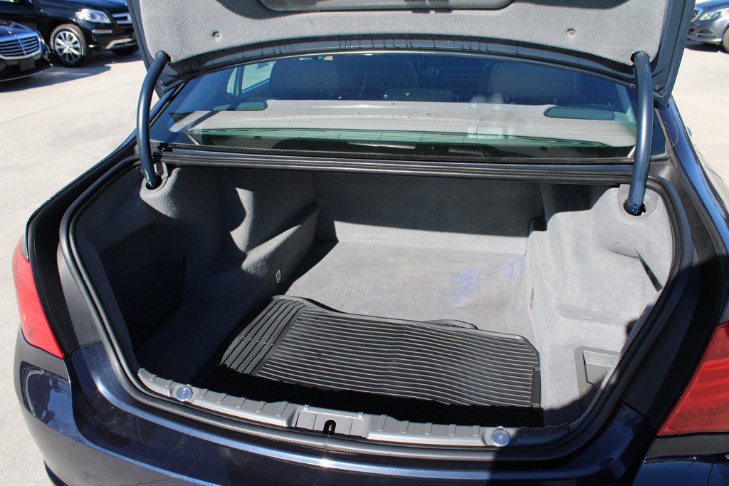 Used 2012 BMW 740i RWD image 31