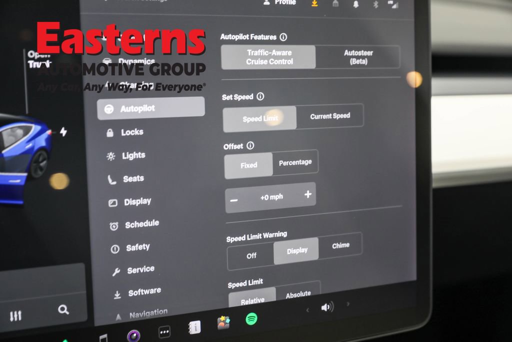 Used 2018 Tesla Model 3 Long Range image 18