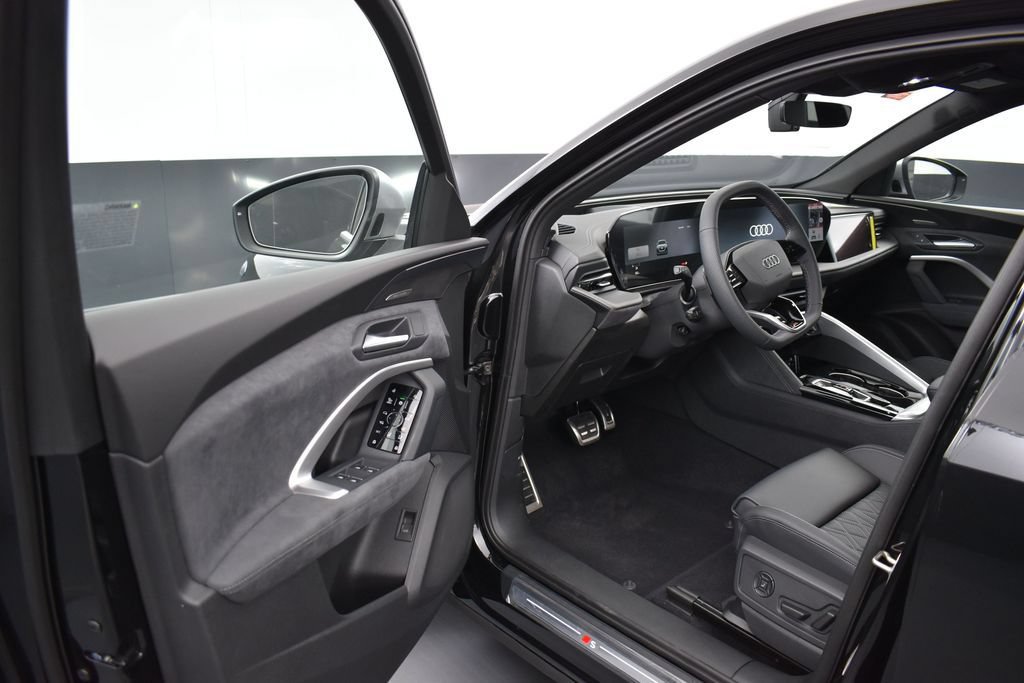 New 2026 Audi SQ5 Premium Plus AWD/4WD image 5