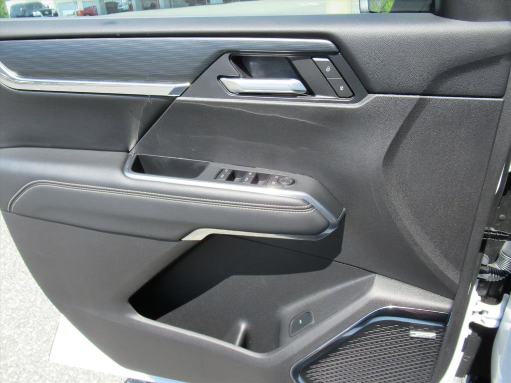 Used 2025 GMC Acadia Elevation image 20