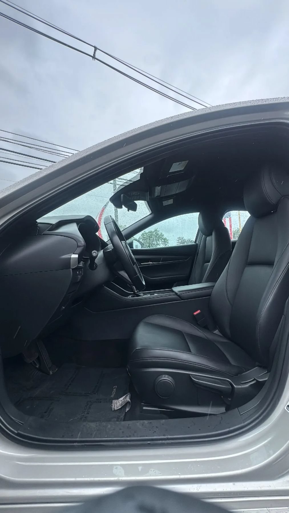 Used 2024 MAZDA MAZDA3 s FWD image 11