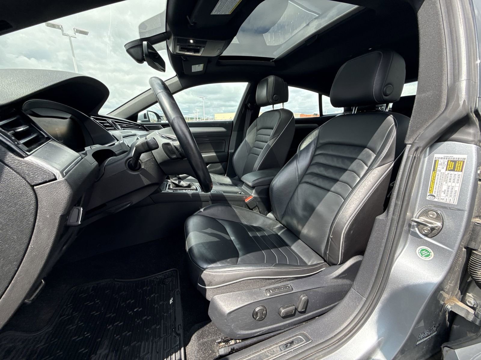 Used 2019 Volkswagen Arteon SEL image 12