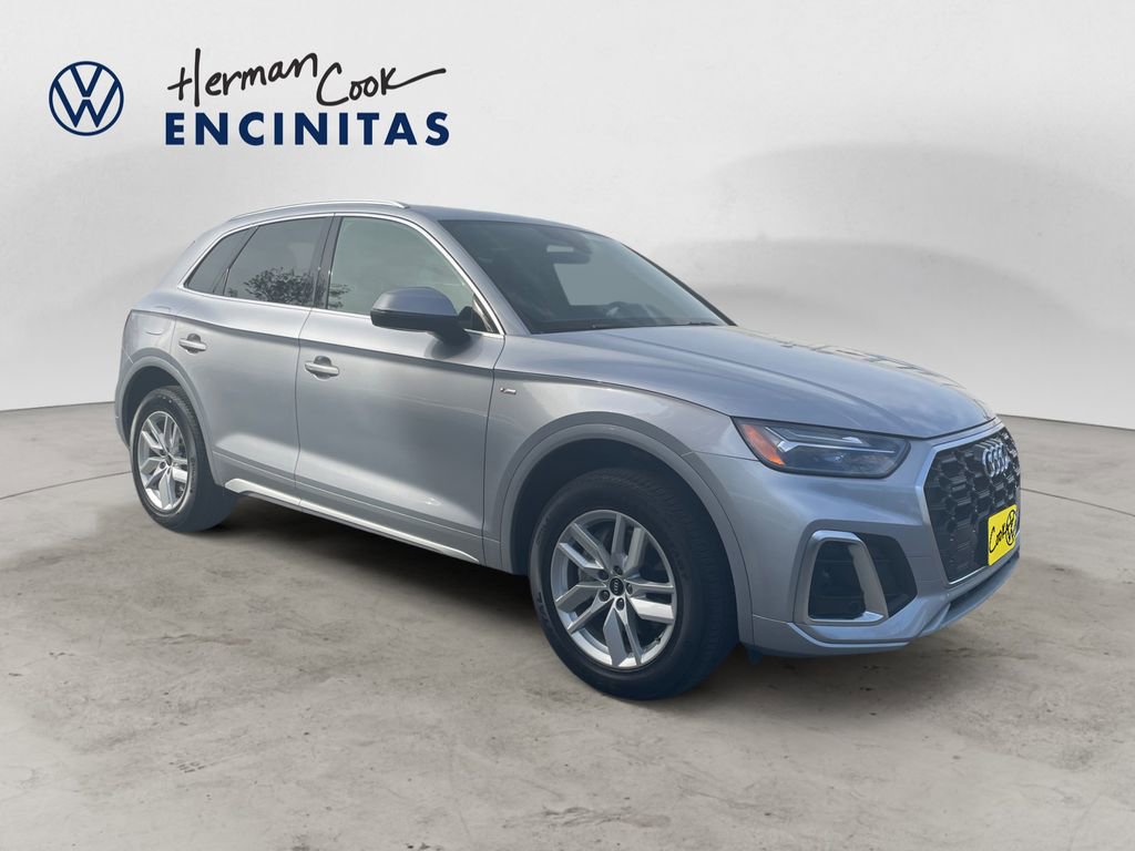 Used 2022 Audi Q5 2.0T Premium w/ Convenience Package image 7