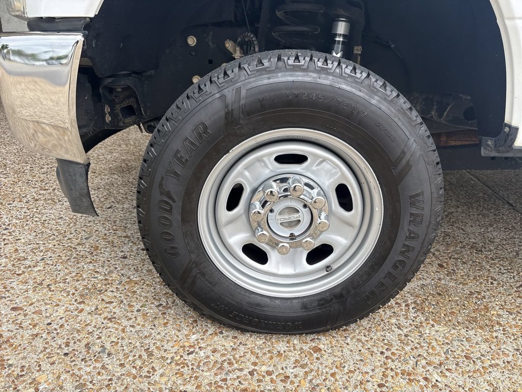 Used 2017 Ford F350 XL AWD/4WD image 27