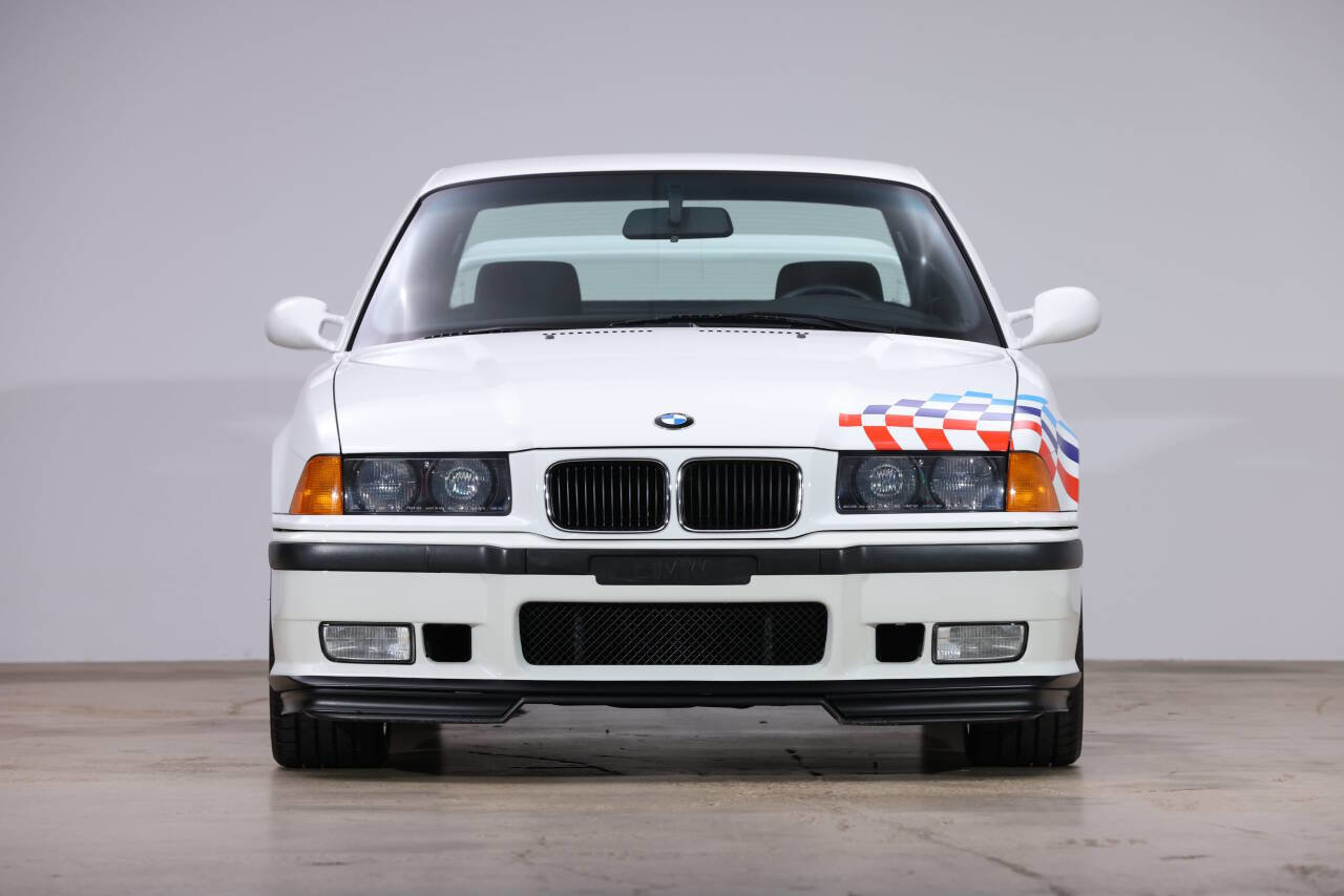 Used 1995 BMW M3 Coupe image 2