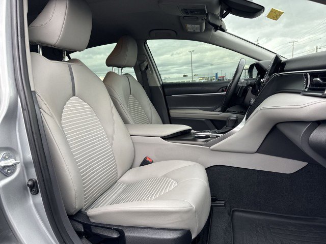 Used 2024 Toyota Camry SE image 24