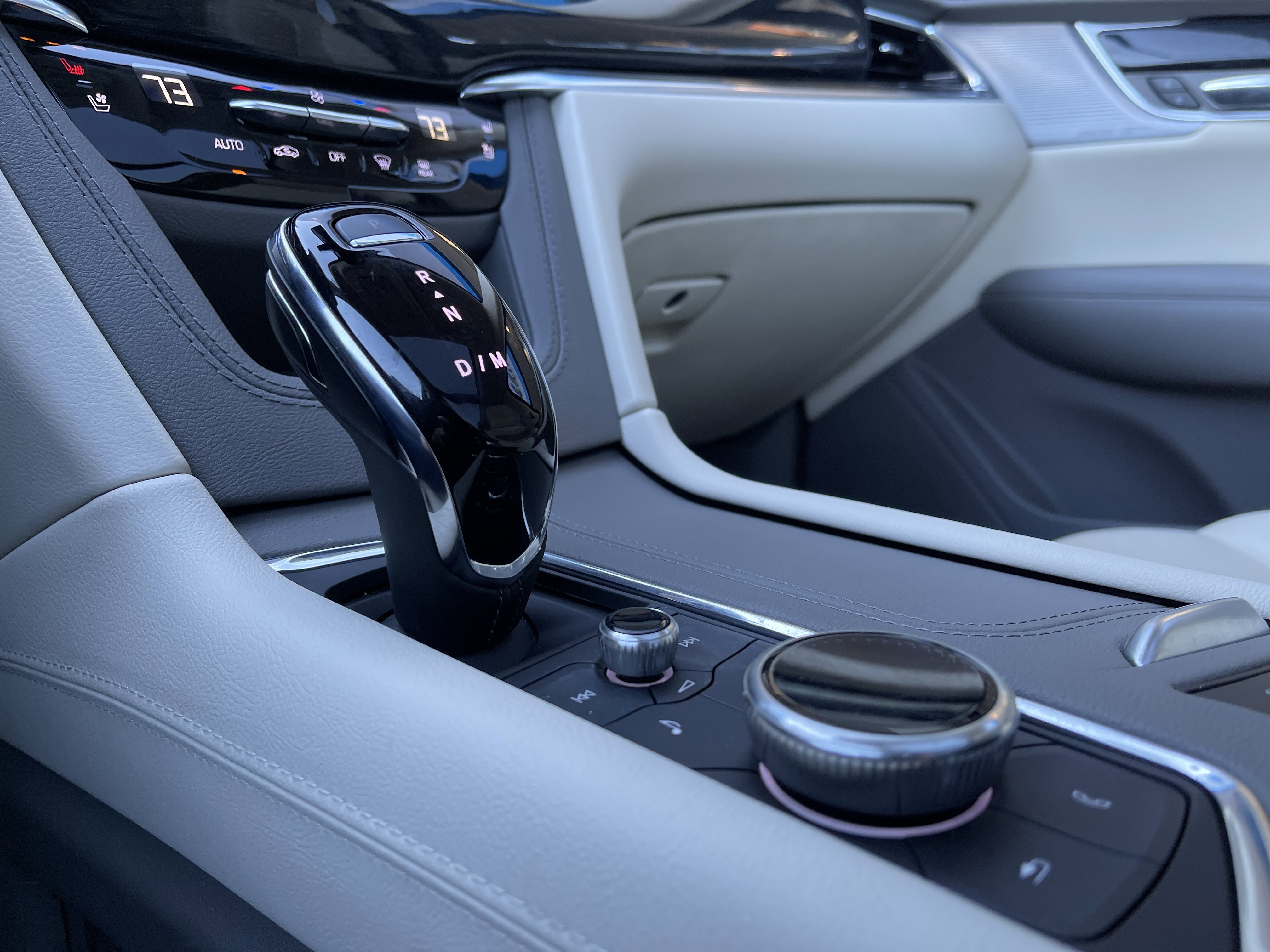 Certified 2023 Cadillac XT6 Premium Luxury w/ Technology Package image 36