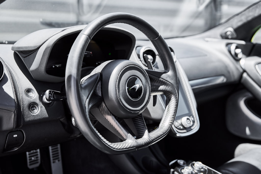 Used 2023 McLaren GT RWD image 39