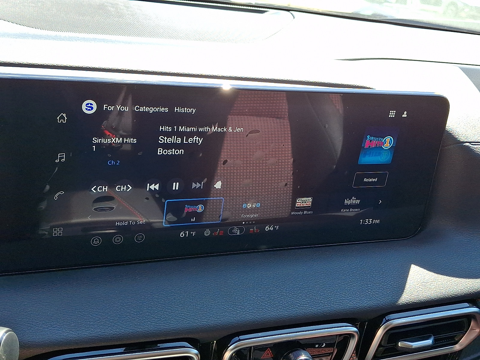 New 2027 Nissan Sentra SR w/ SR All Weather Package FWD image 12