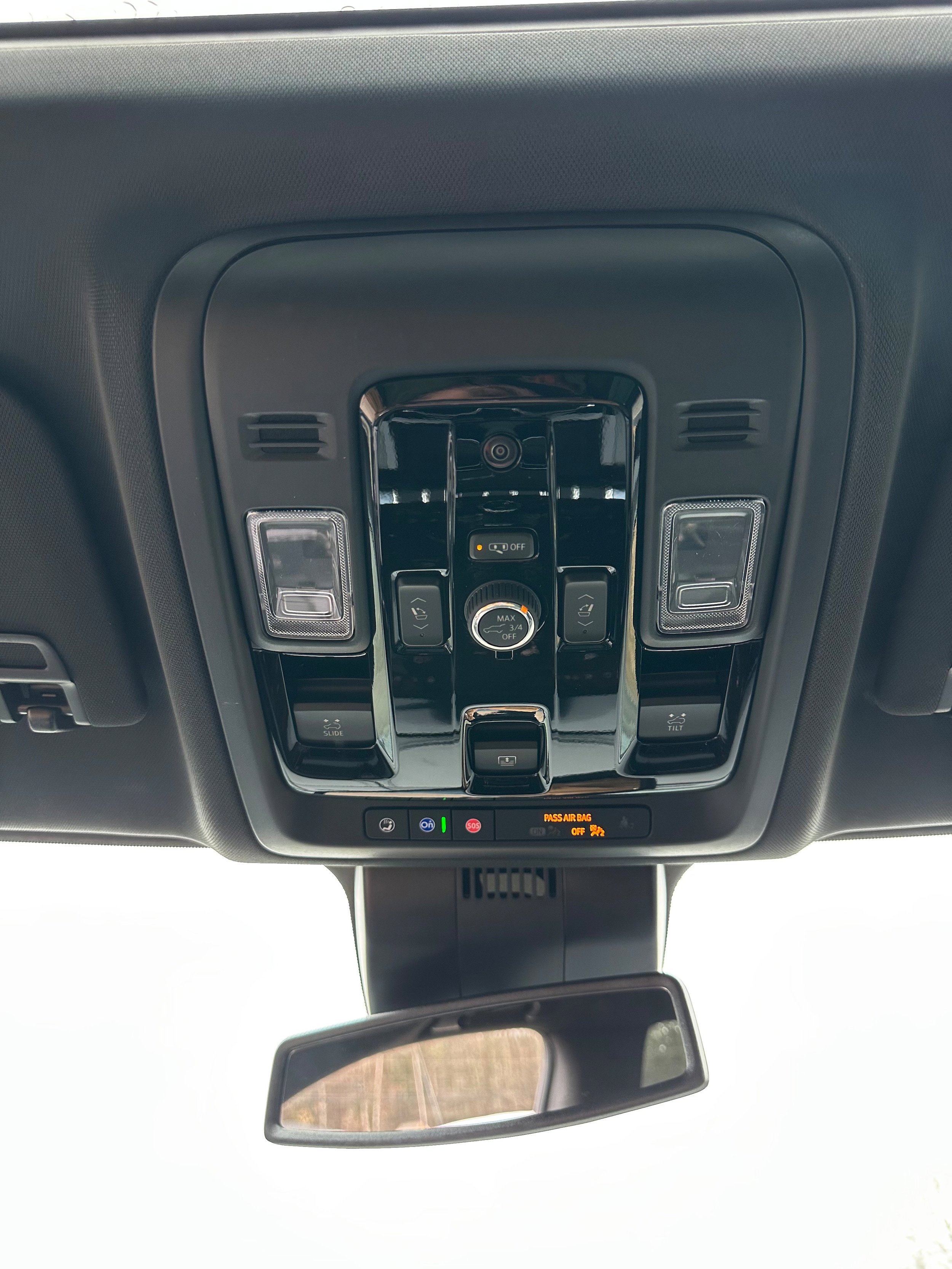 New 2026 GMC Yukon AT4 w/ LPO, Floor Liner Package AWD/4WD image 18