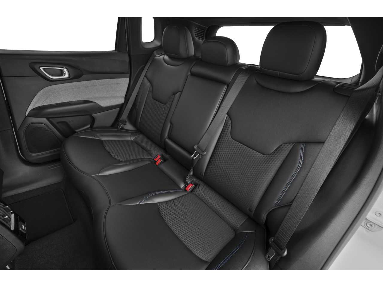 New 2026 Jeep Compass Latitude AWD/4WD image 8