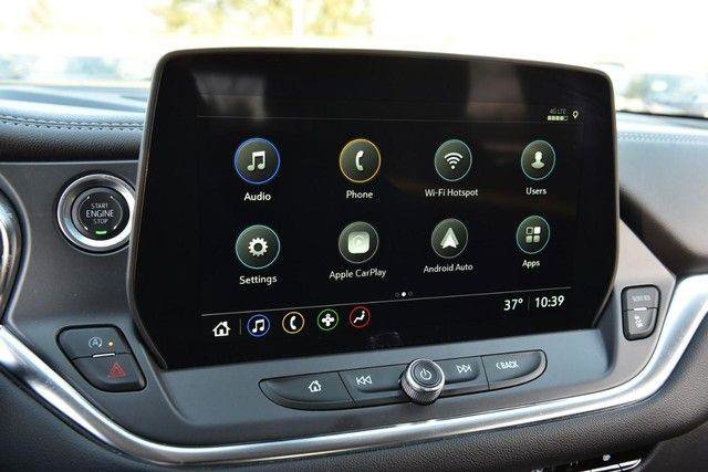 Used 2025 Chevrolet Blazer LT image 13