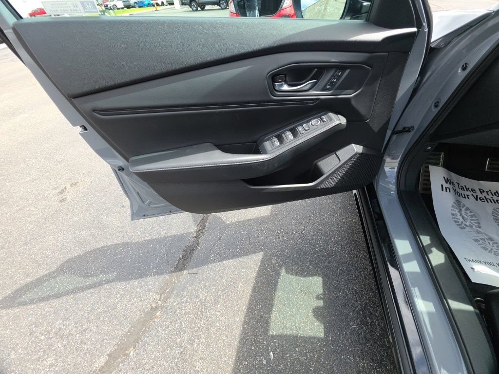 Used 2023 Honda Accord Sport image 13