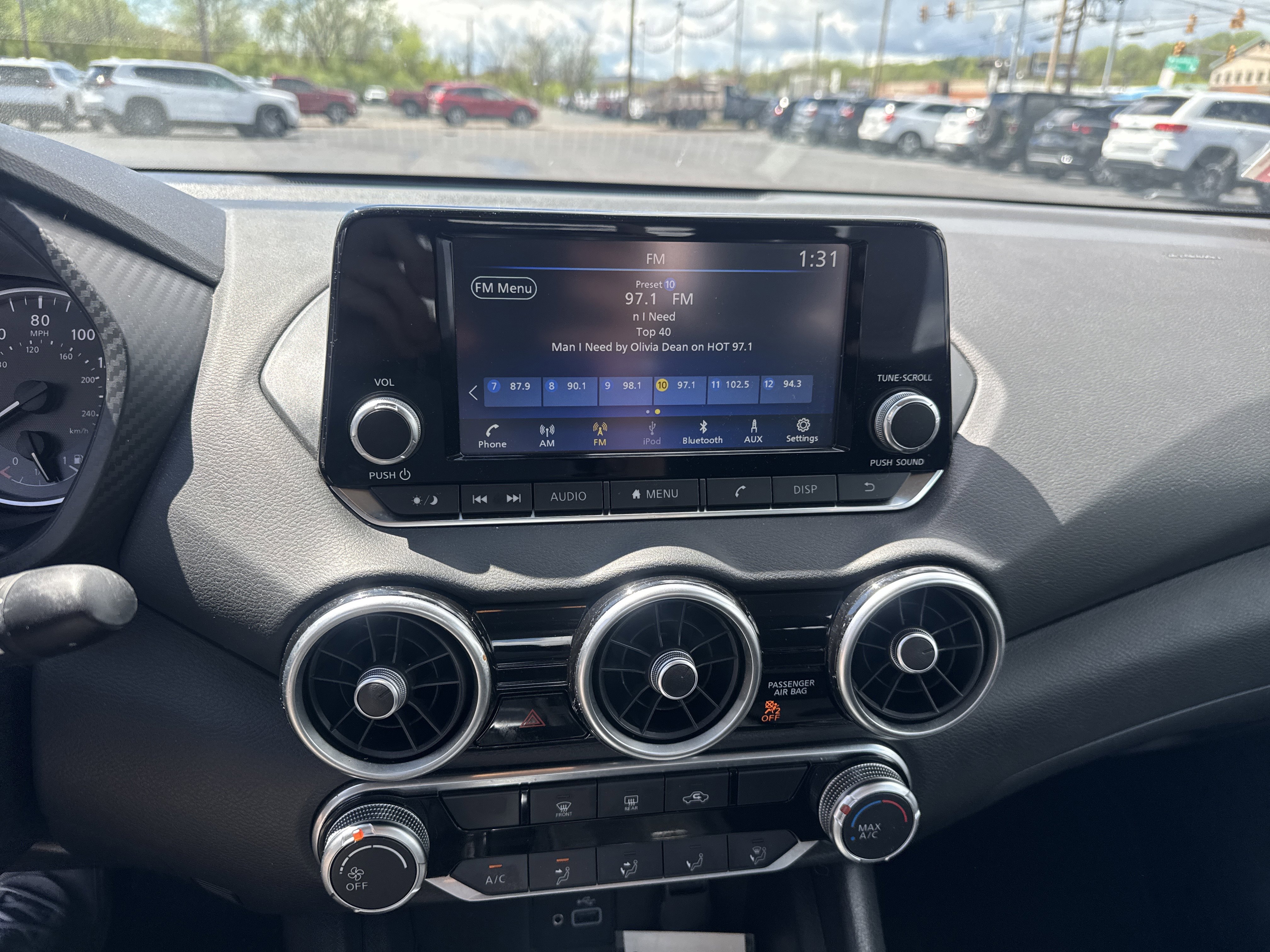 Used 2022 Nissan Sentra S image 23