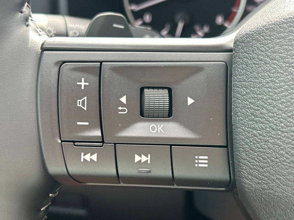 New 2026 Nissan Rogue Dark Armor FWD image 27