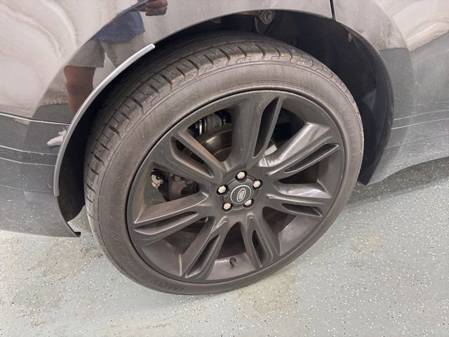 Used 2023 Land Rover Range Rover Velar HST AWD/4WD image 9