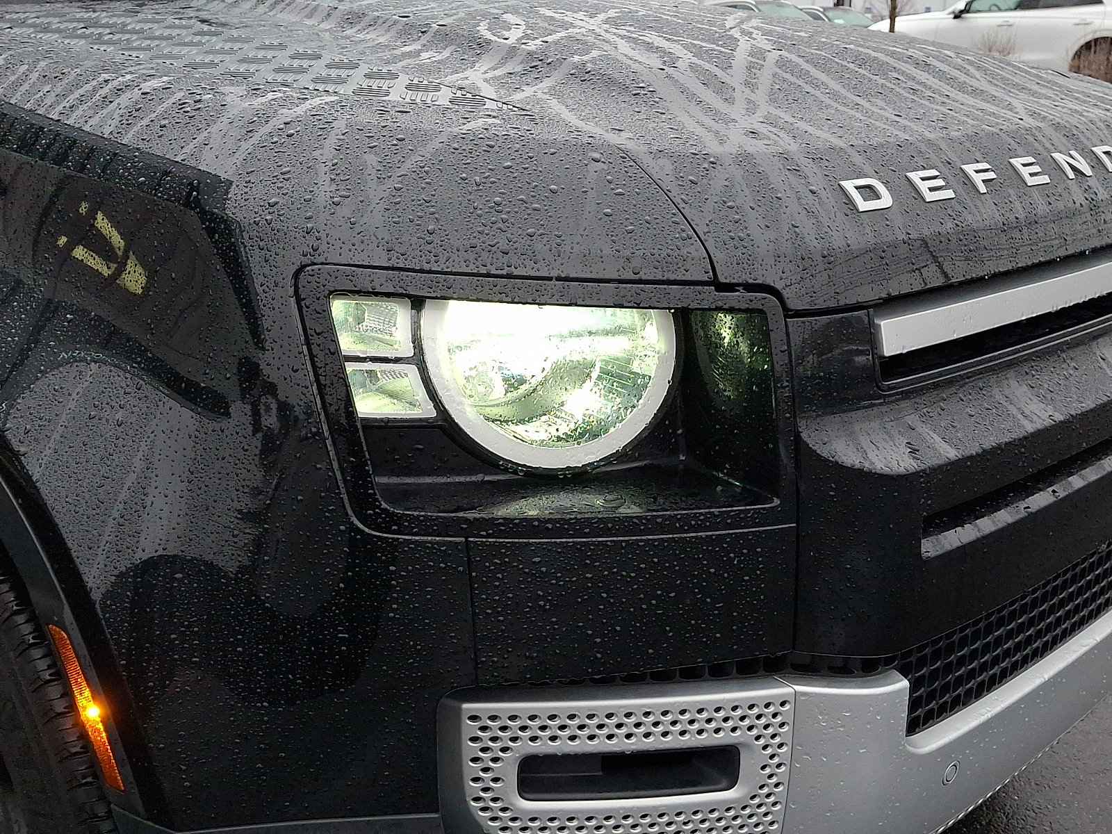 Used 2023 Land Rover Defender 90 S image 9