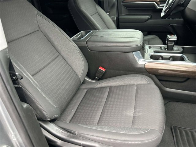 Used 2023 Chevrolet Silverado 1500 LT image 24