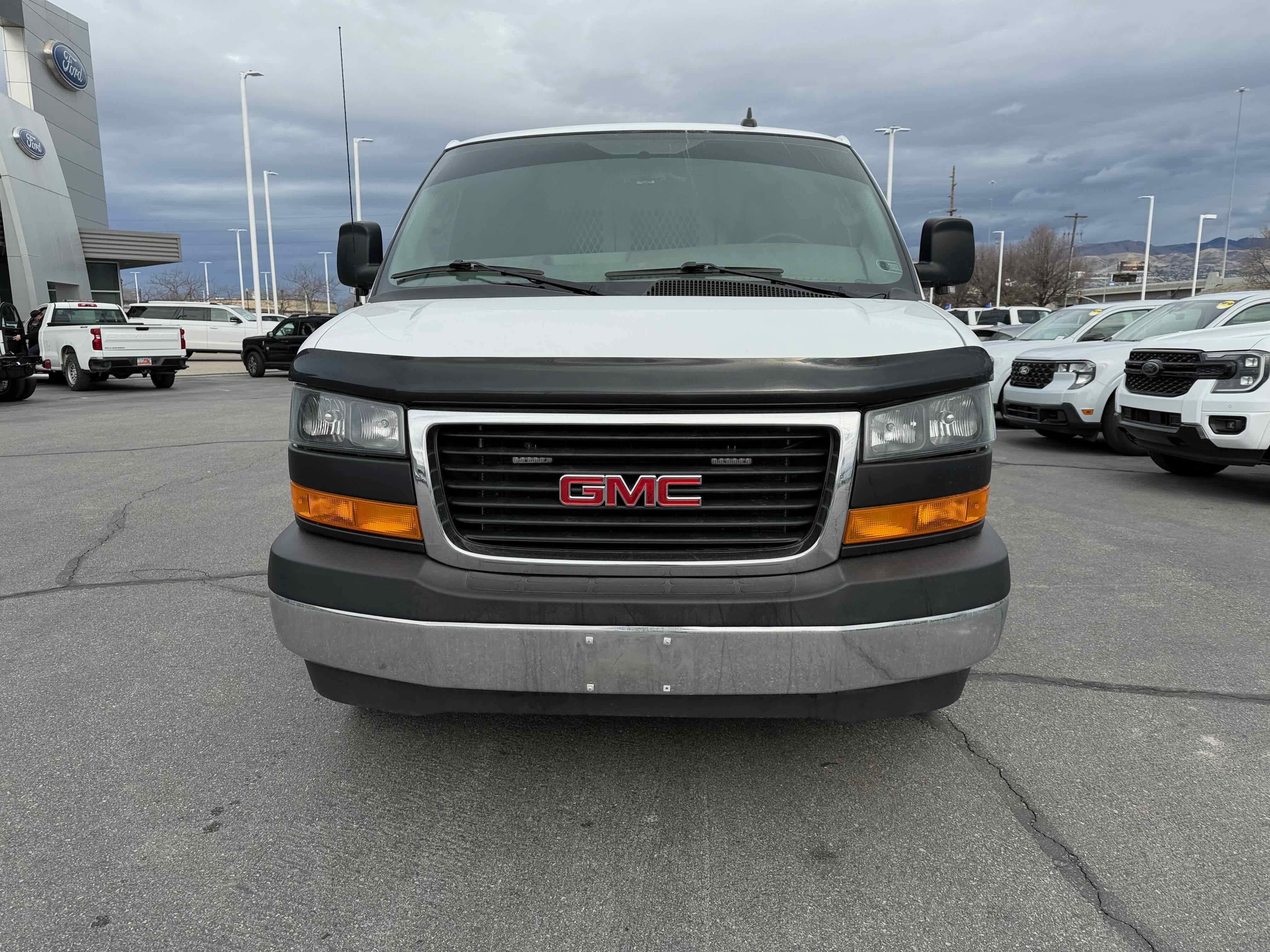 Used 2023 GMC Savana 2500 w/ Driver Convenience Package image 12