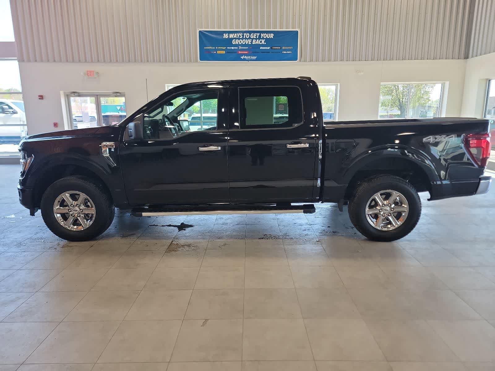 Used 2025 Ford F150 XLT w/ Equipment Group 301A Standard AWD/4WD image 12