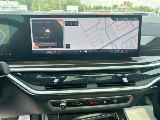 Used 2024 BMW X5 xDrive50e w/ Executive Package AWD/4WD image 16