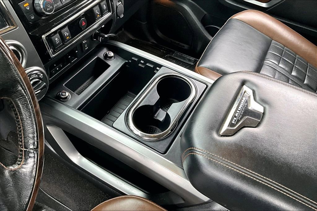 Used 2018 Nissan Titan Platinum Reserve image 19