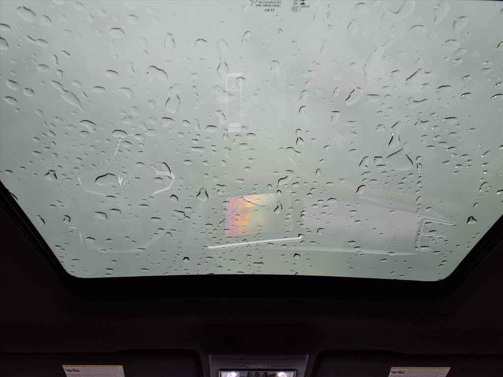 New 2026 Volkswagen Atlas Cross Sport SE image 5