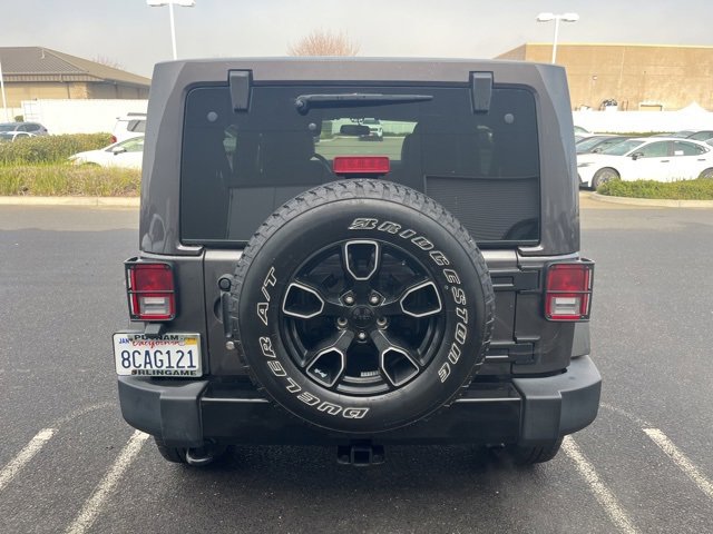 Used 2018 Jeep Wrangler Unlimited Sahara image 6