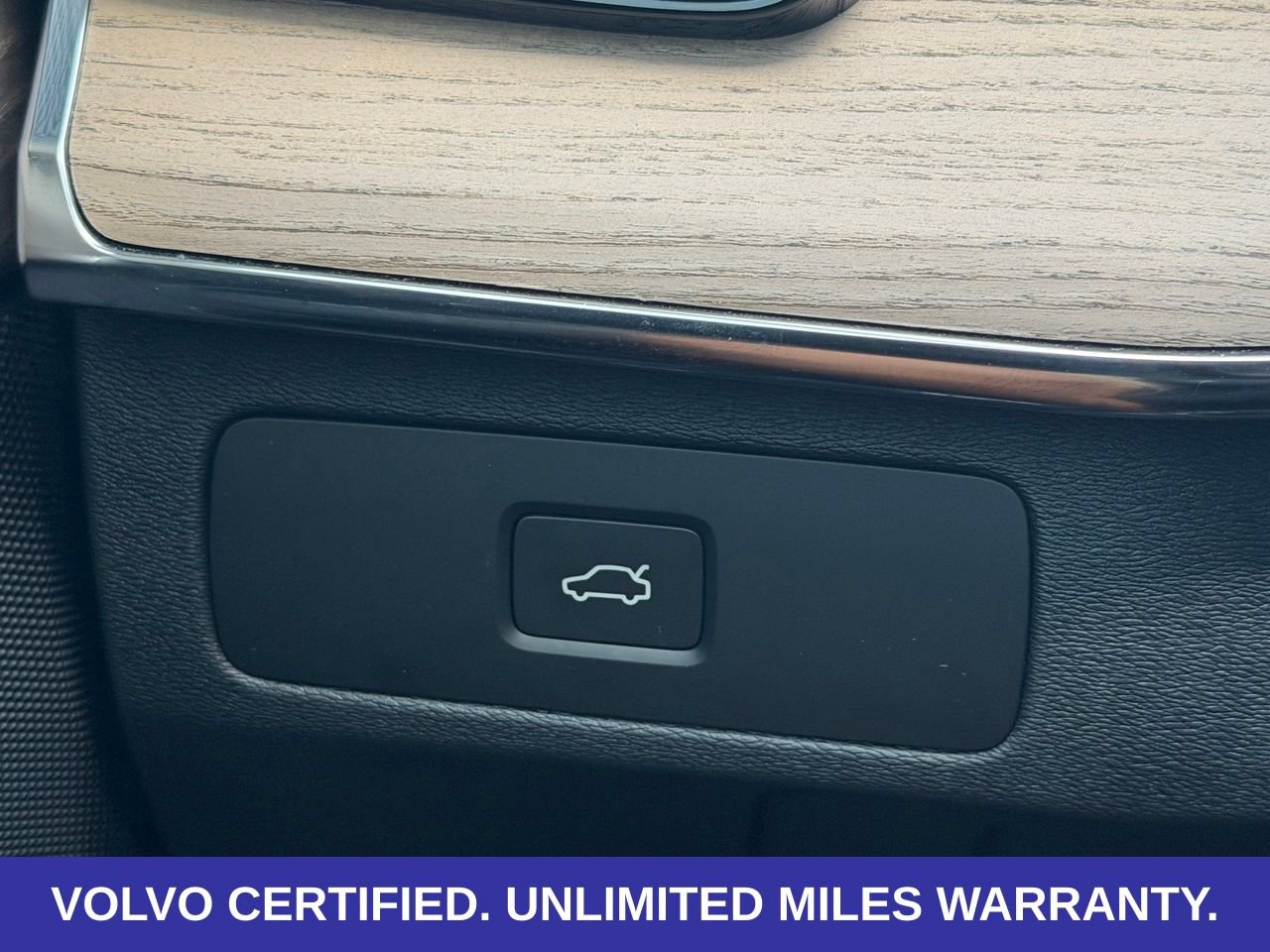 Certified 2026 Volvo XC90 B6 Plus AWD/4WD image 19