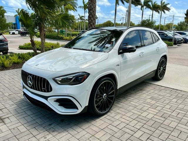 Used 2025 Mercedes-Benz GLA 35 AMG 4MATIC image 3