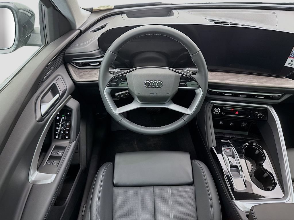 Used 2025 Audi Q5 Premium Plus image 12