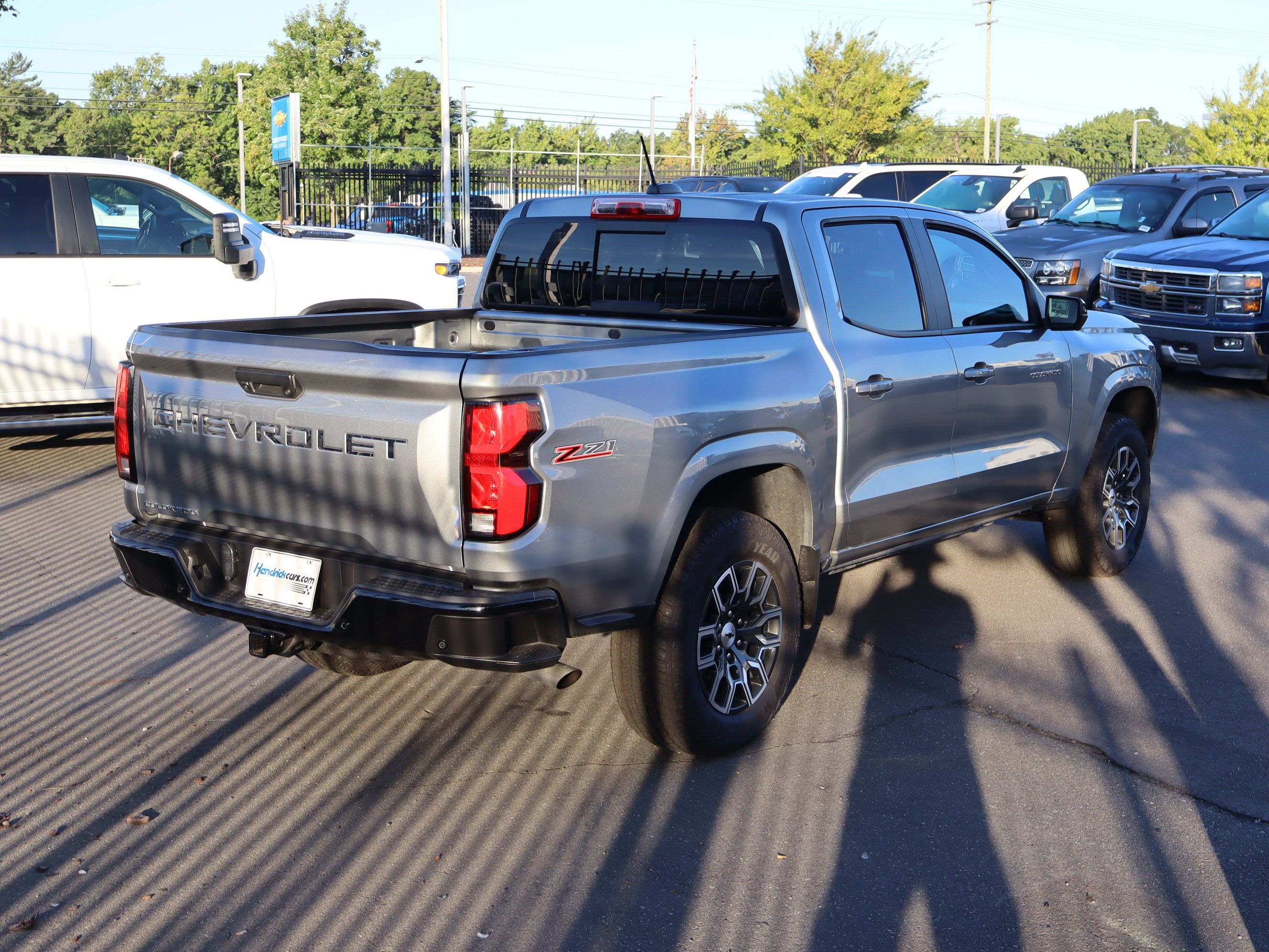 Used 2024 Chevrolet Colorado Z71 w/ Z71 Convenience Package 2 AWD/4WD image 10
