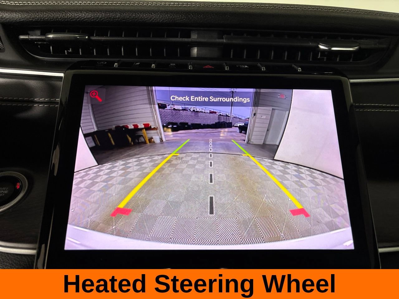 Used 2023 Jeep Grand Cherokee Limited AWD/4WD image 19