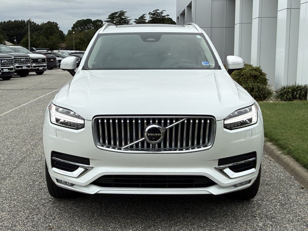 Certified 2025 Volvo XC90 B5 Ultra w/ Lounge Package AWD/4WD image 16