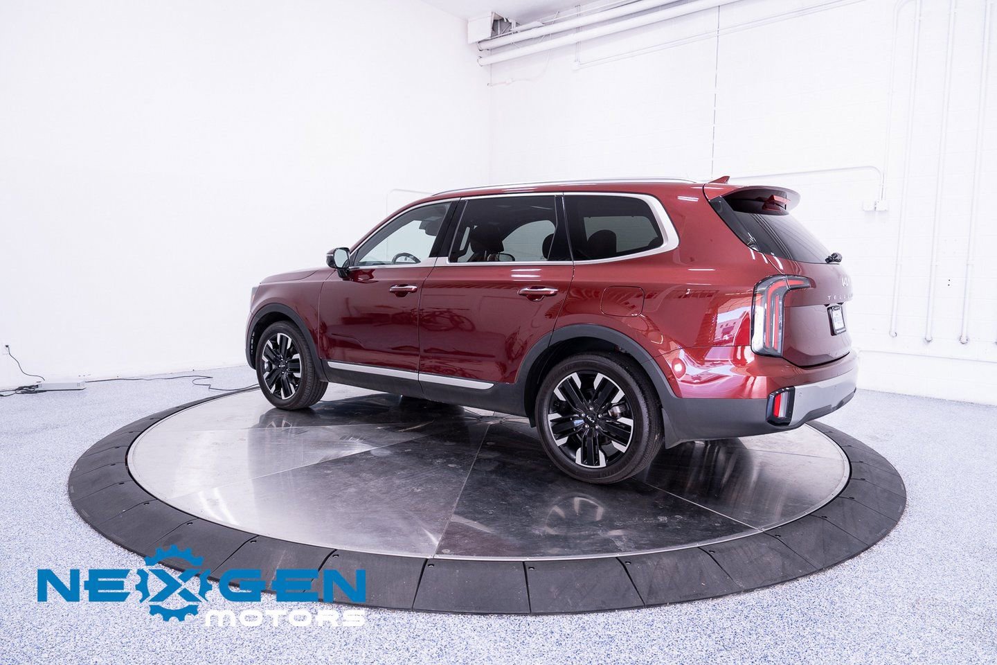 Used 2024 Kia Telluride SX image 37