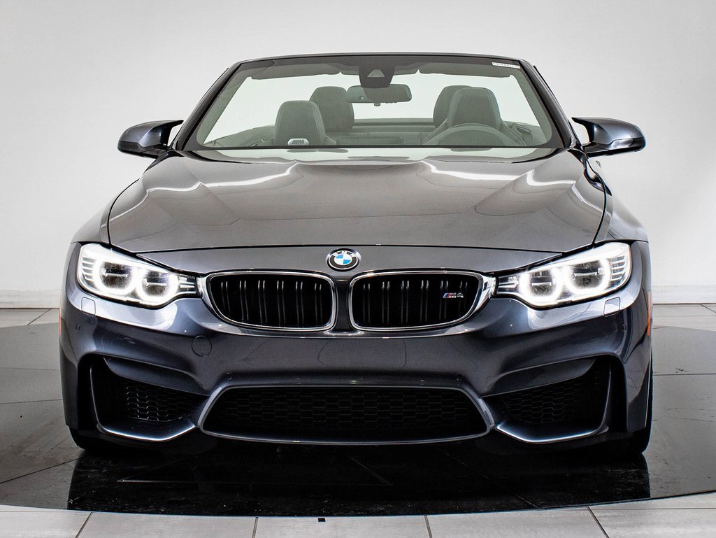 Used 2015 BMW M4 Convertible image 3