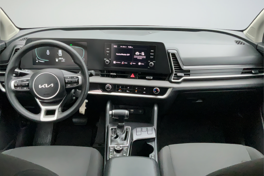 Used 2024 Kia Sportage LX FWD image 11